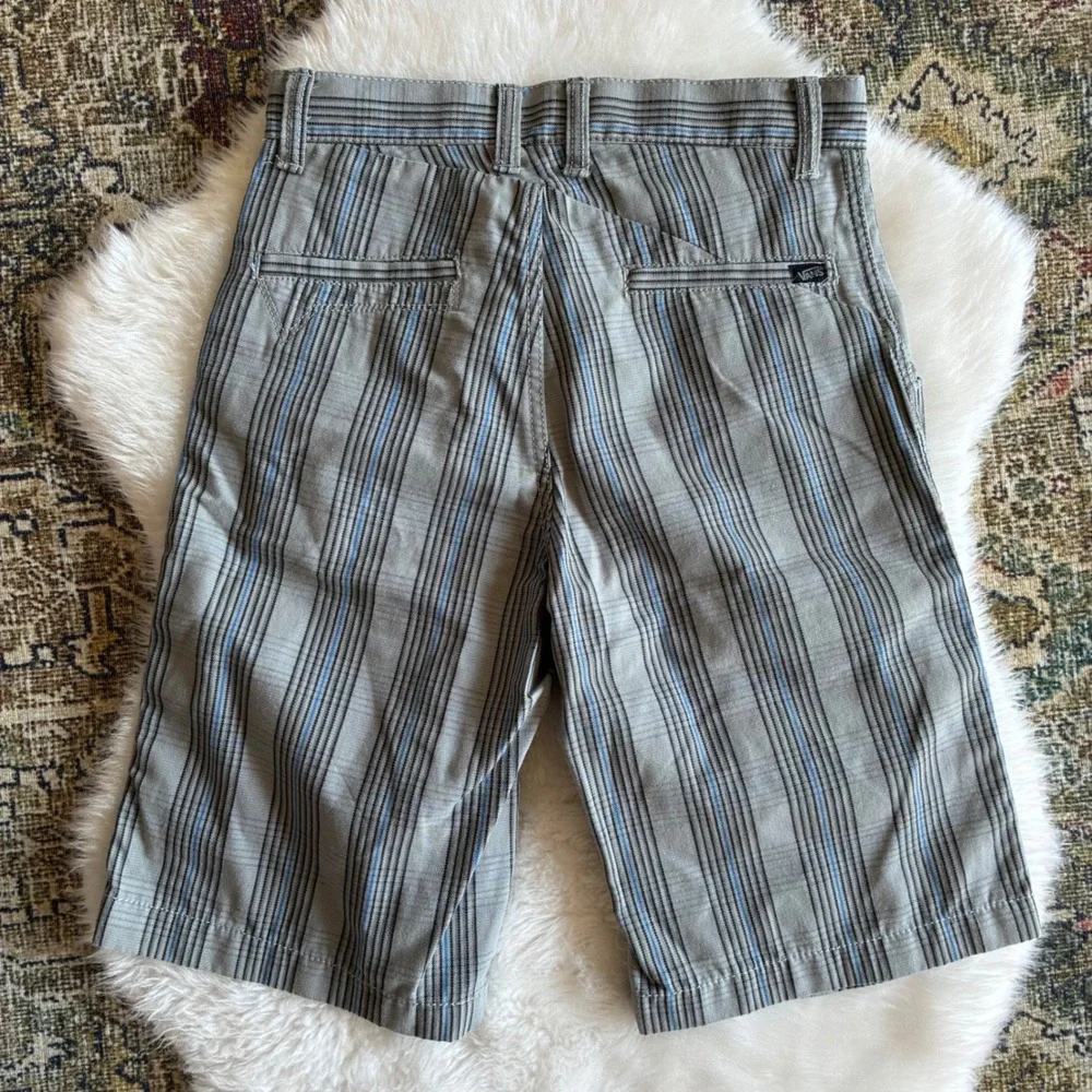 Vans Boys Grey Blue Striped Chino Walk Shorts Size 12 Skate Casual Summer